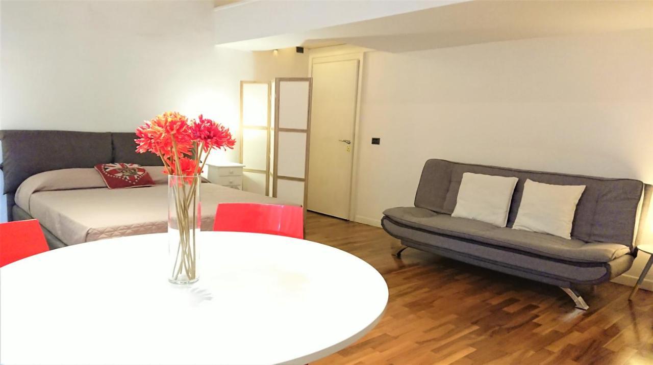Friends Of Florencia Exterior foto