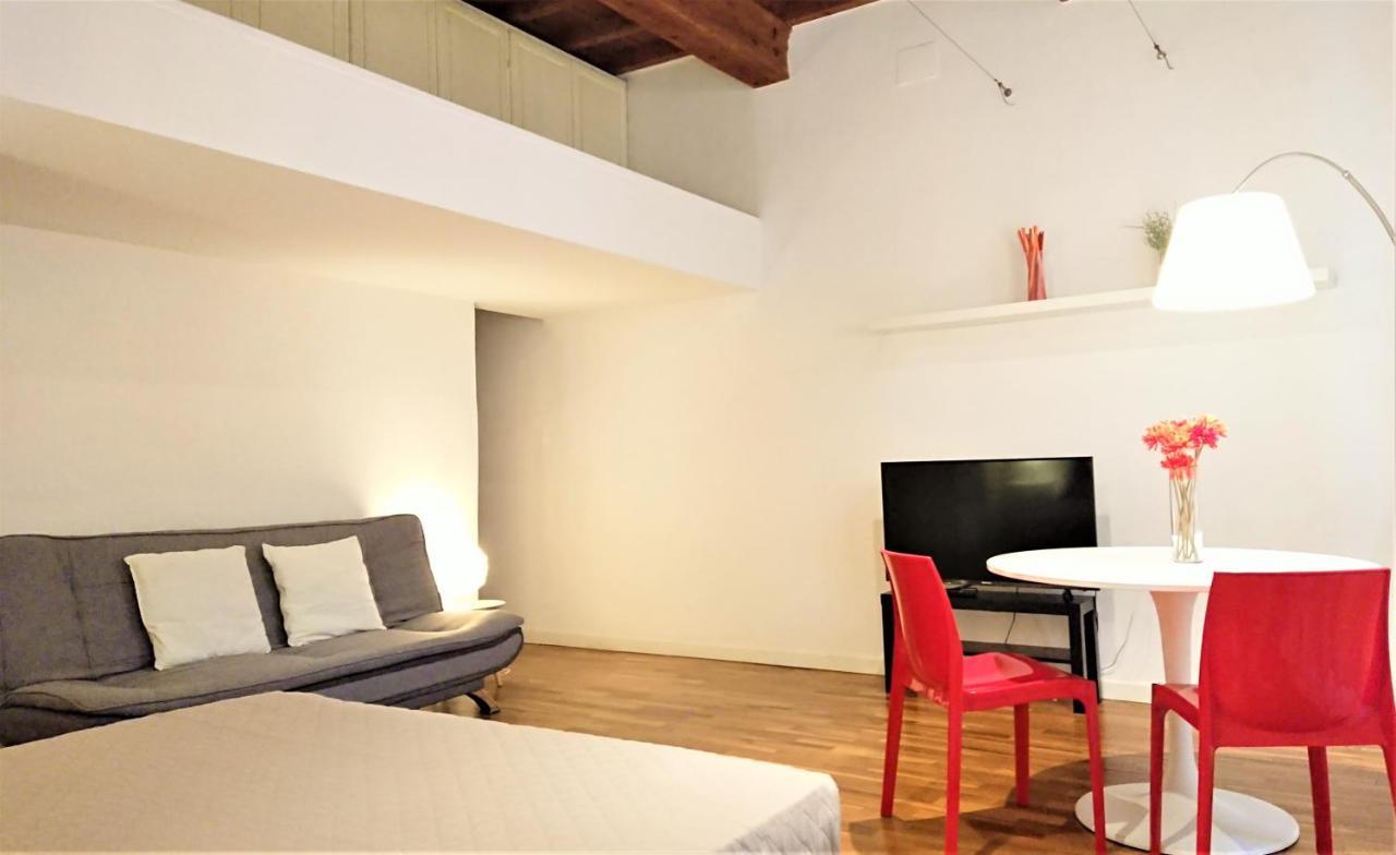 Friends Of Florencia Exterior foto